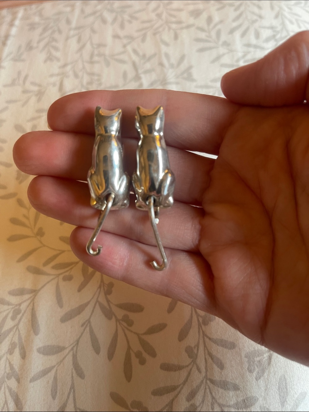 VINTAGE STERLING SILVER 925 
CAT EARRINGS POST
ARTICULATED MOVABLE TAIL DANGLE
